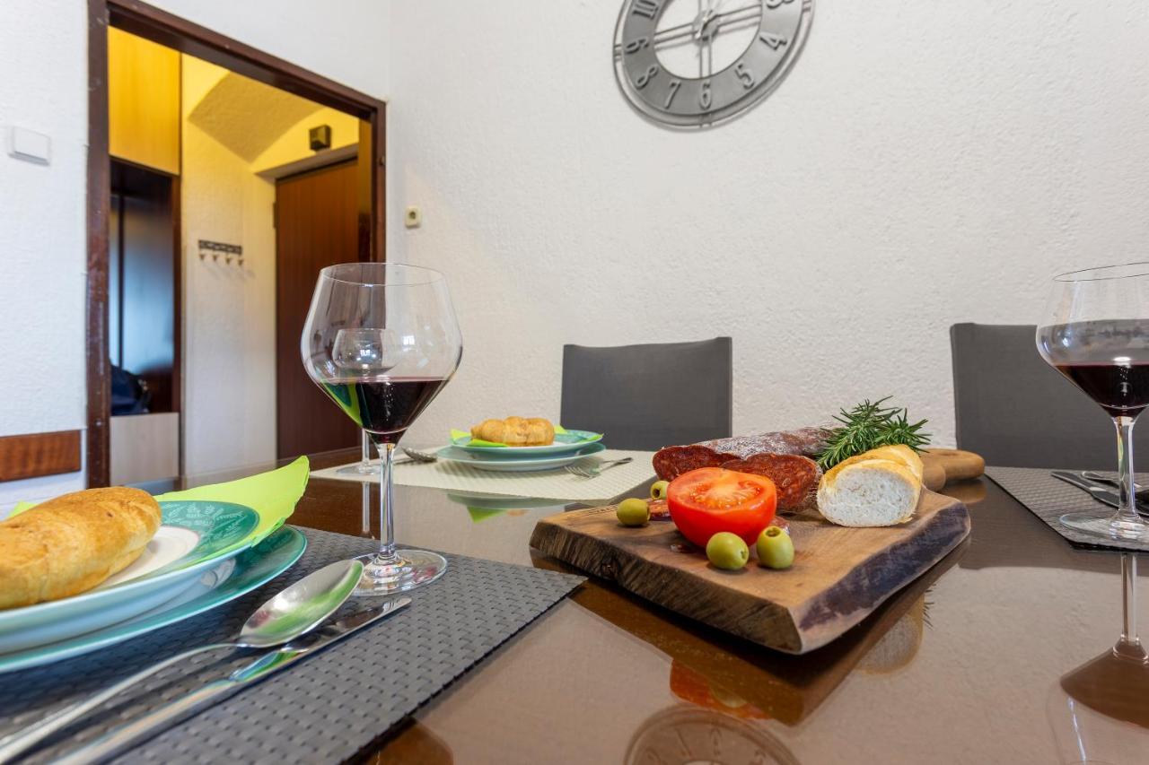 Apartman Lema Pula Exterior foto